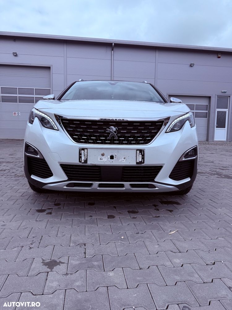 Peugeot 5008 - 8