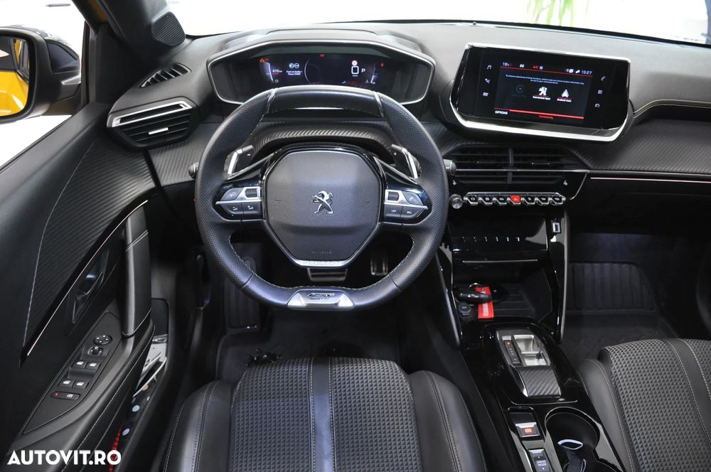 Peugeot 208 1.2 L PureTech STT EAT8 GT Pack - 16