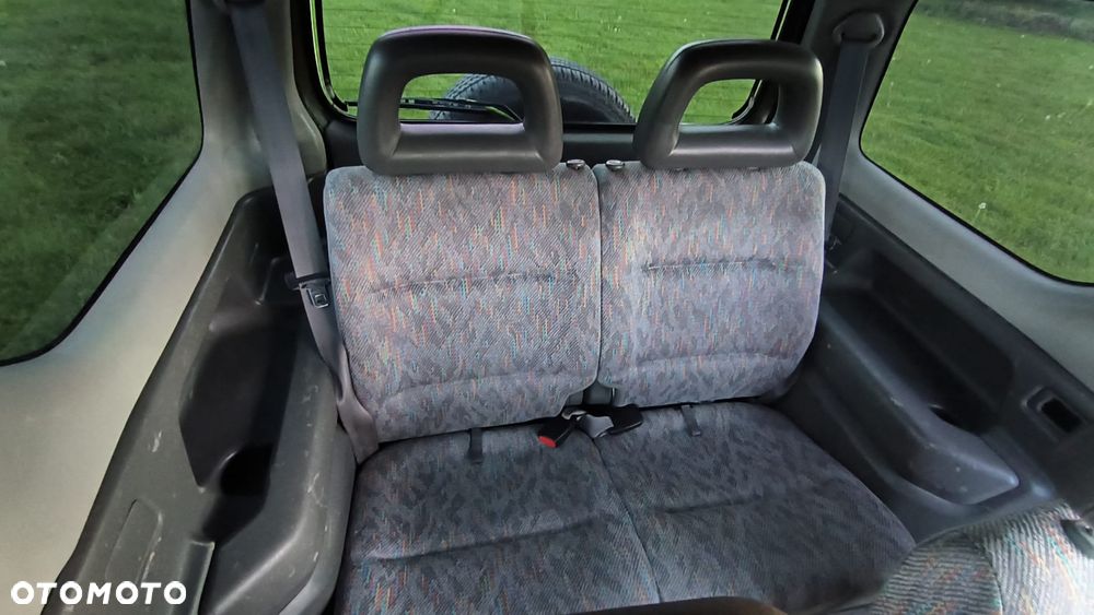 Suzuki Jimny 1.3 JLX - 8