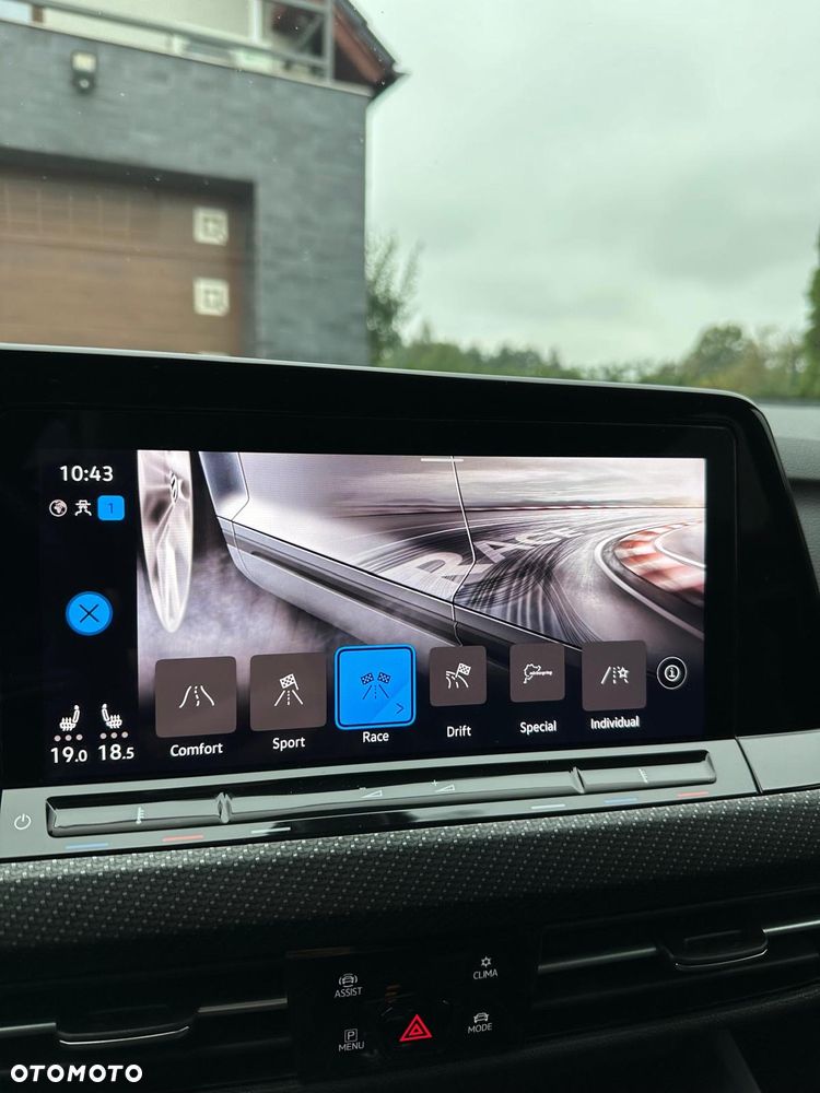 Volkswagen Golf - 18