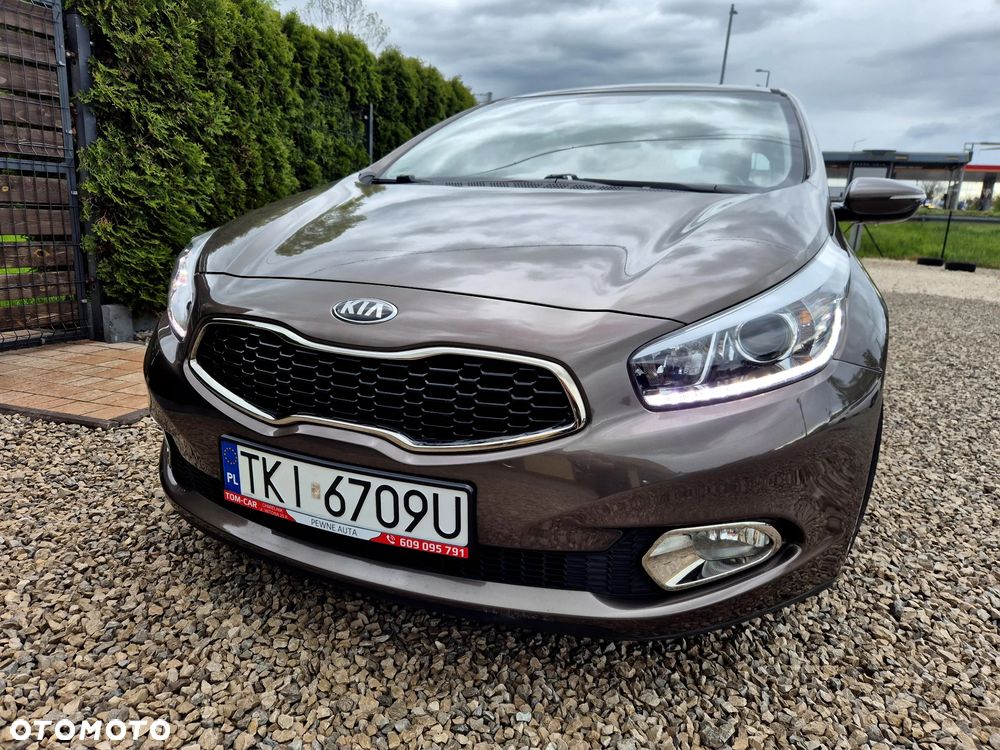 Kia Ceed 1.4 CVVT Dream Team Edition - 3