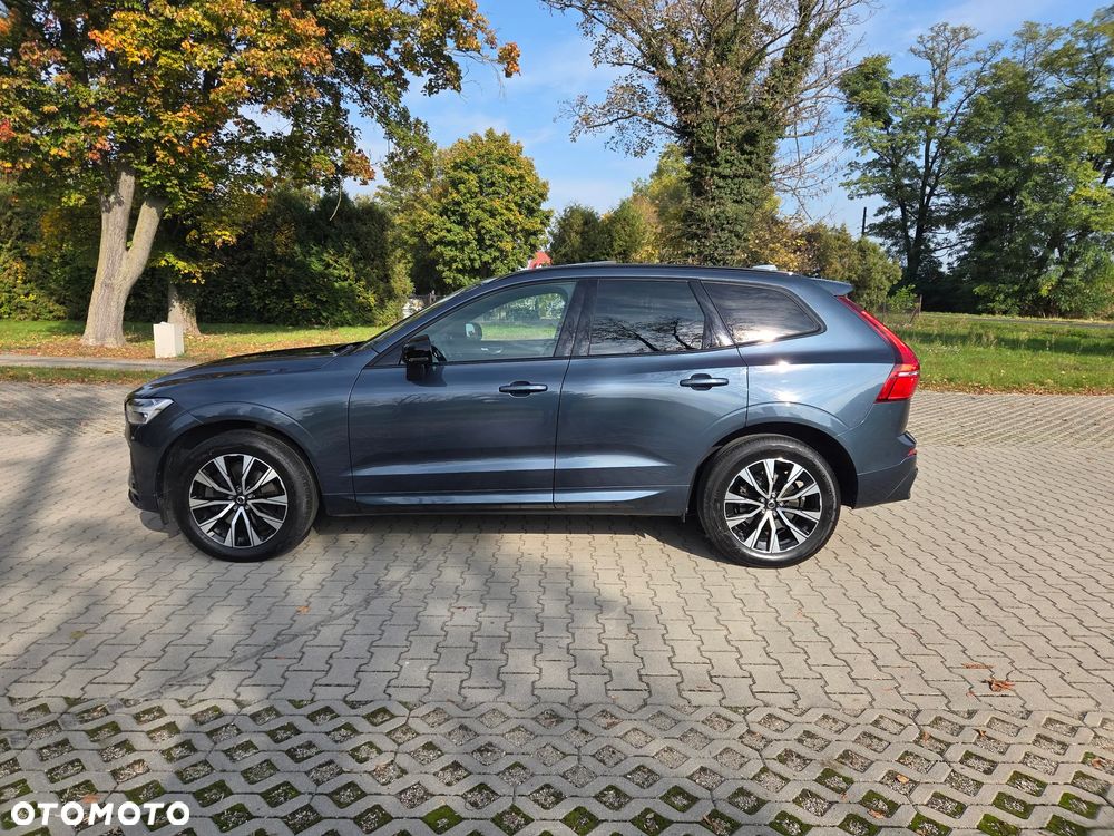 Volvo XC 60 B4 D Plus Dark - 15