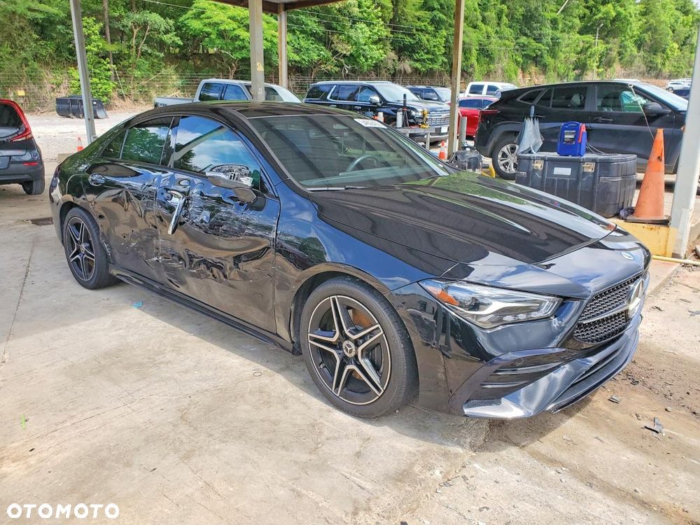 Mercedes-Benz CLA 250 AMG Line 7G-DCT - 4