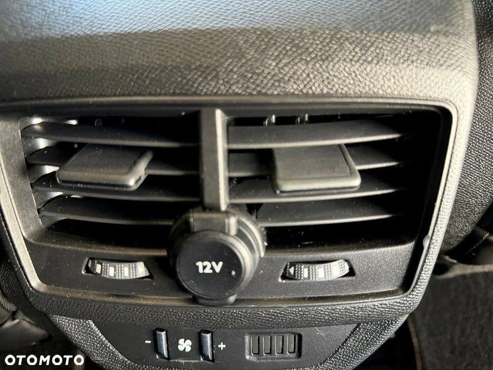Peugeot 5008 - 30