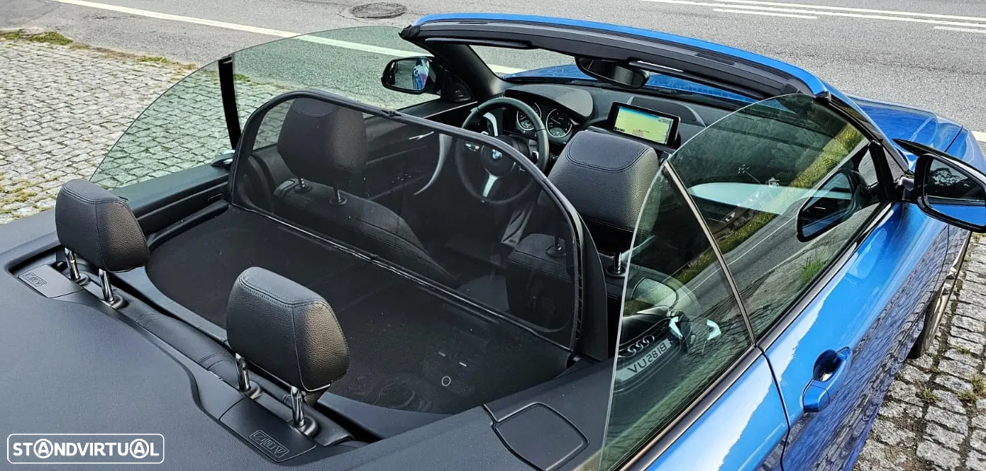 BMW 225 d Cabrio Pack M Auto - 41