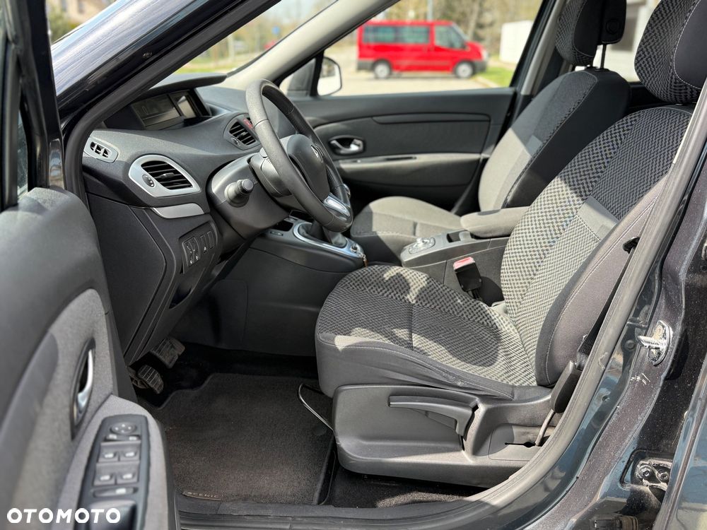 Renault Scenic 1.6 16V Expression - 15