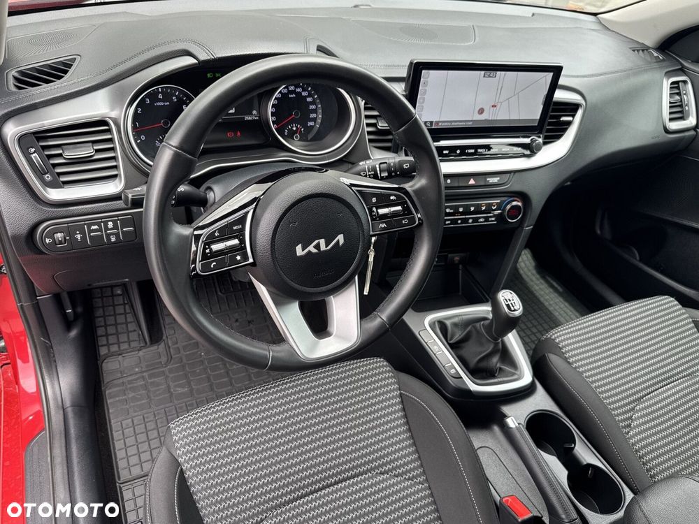 Kia Ceed 1.5 T-GDI M - 15