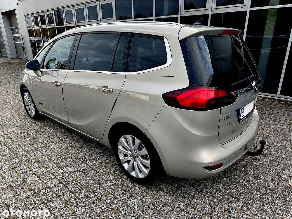 Opel Zafira 2.0 CDTI Cosmo - 25