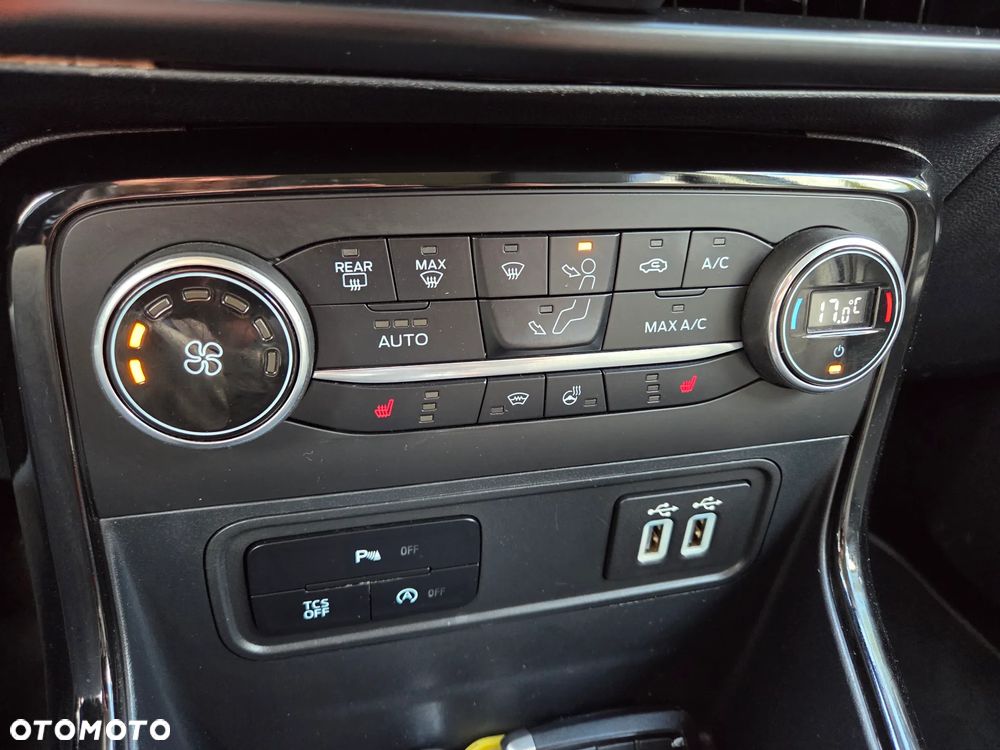 Ford EcoSport 1.5 EcoBlue TITANIUM - 16