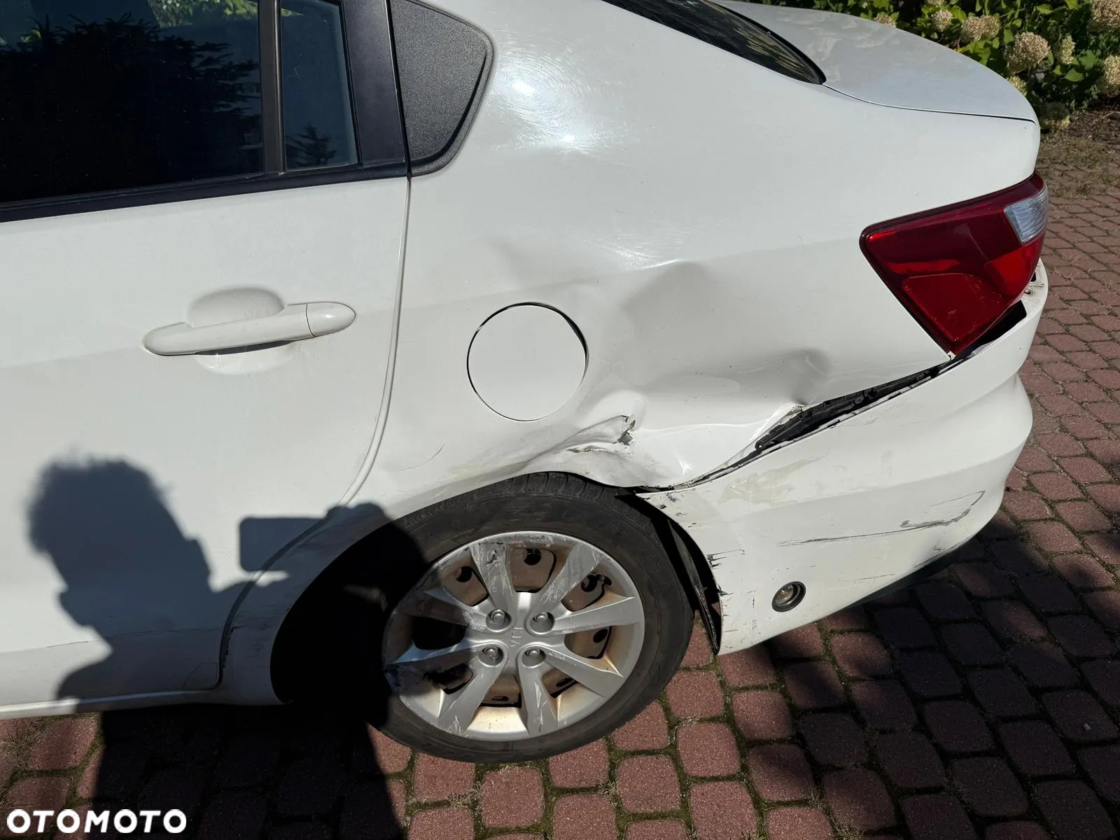 Kia Rio 1.2 L - 14