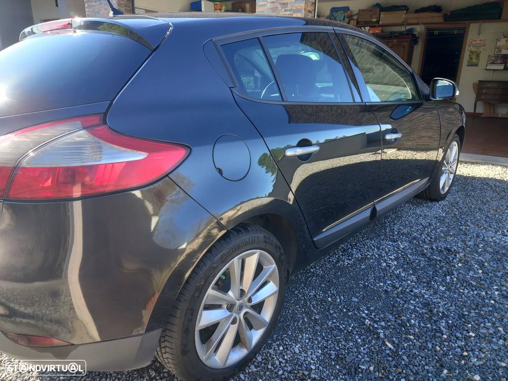 Renault Mégane 1.5 dCi Dynamique S - 9