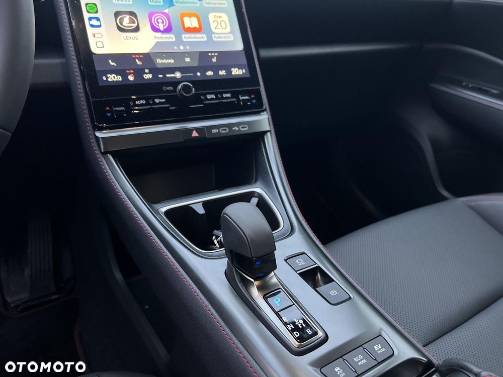 Lexus LBX 1.5 Hybrid Emotion - 25