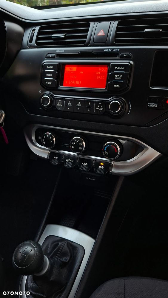 Kia Rio 1.2 Sensation - 26