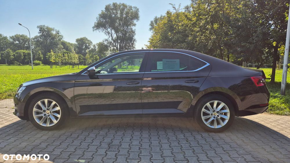 Skoda Superb 2.0 TDI Style DSG - 8