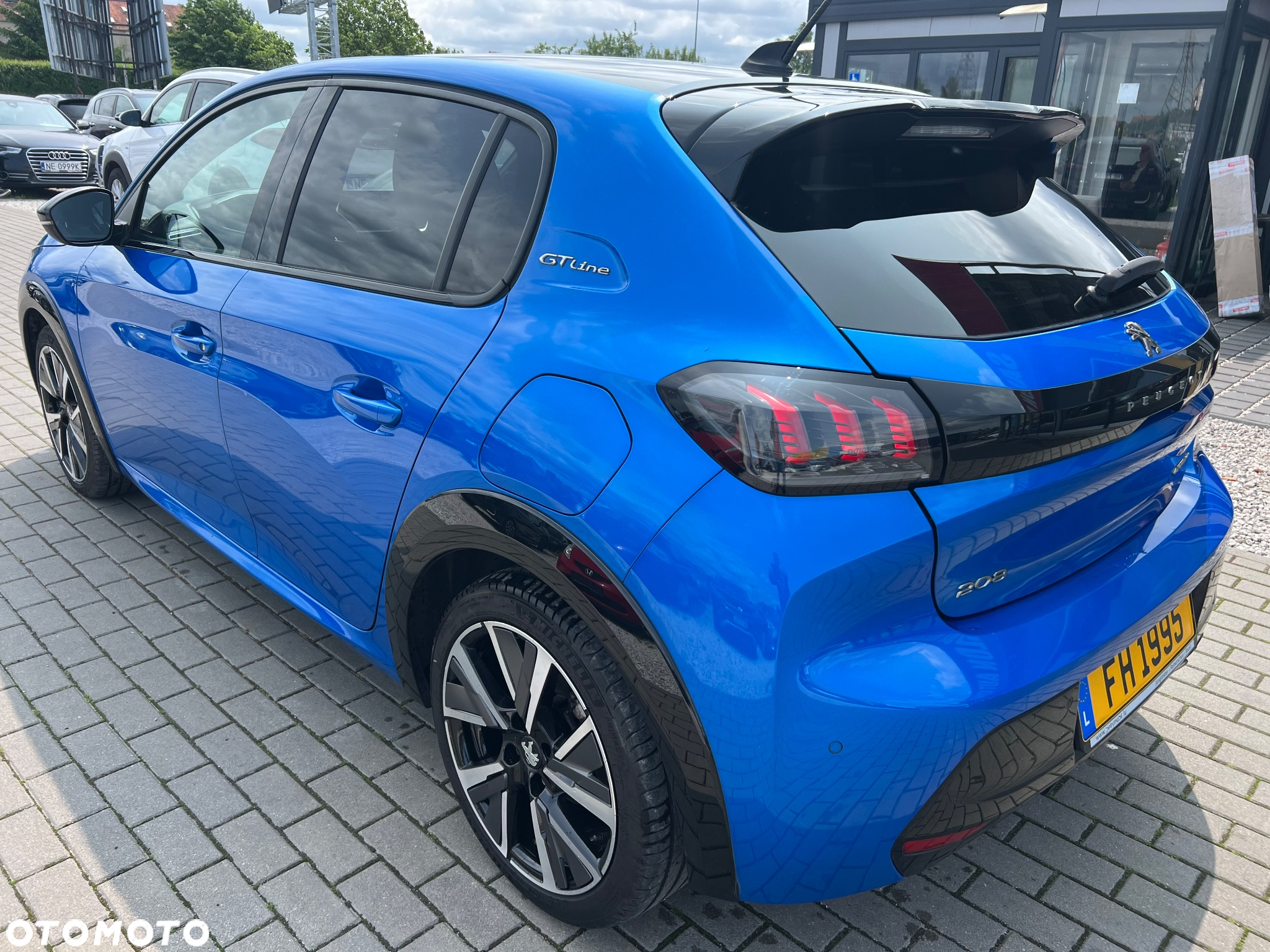 Peugeot 208 1.2 PureTech GT Line S&S EAT8 - 4