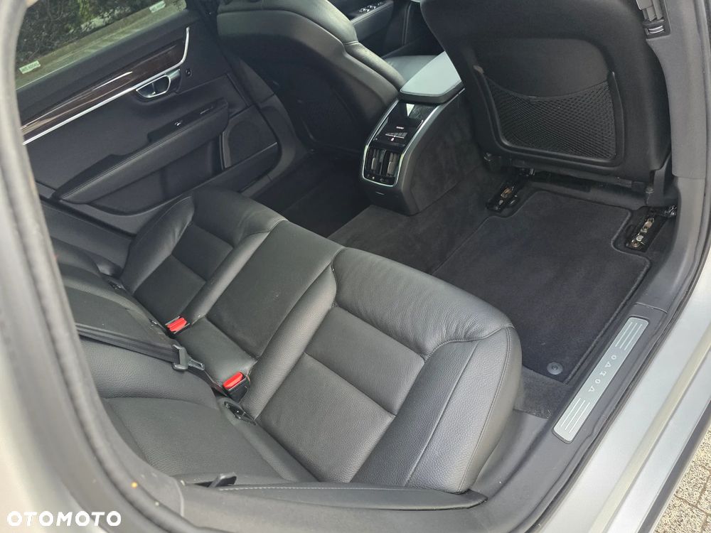 Volvo S90 - 18