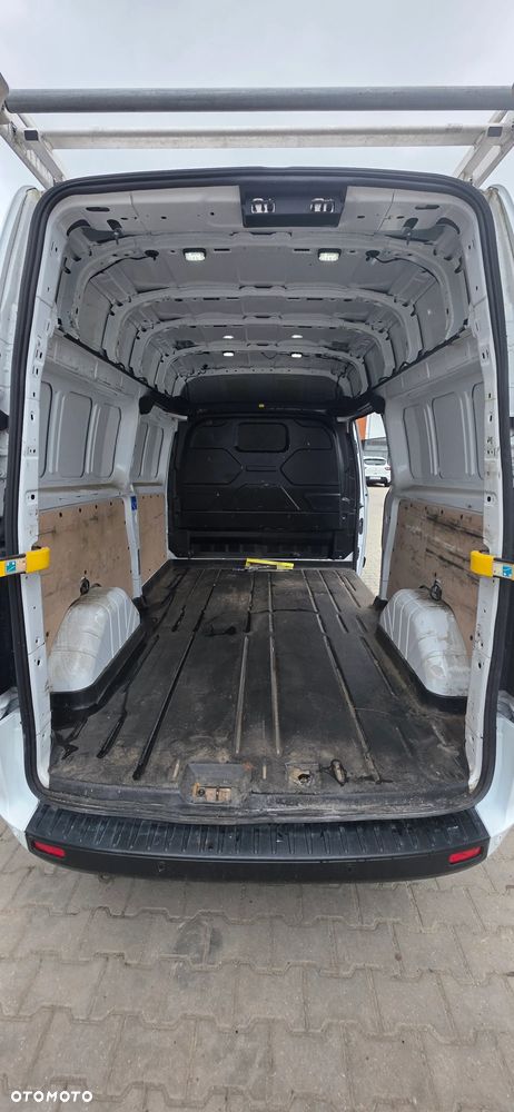 Ford TRANSIT CUSTOM - 16