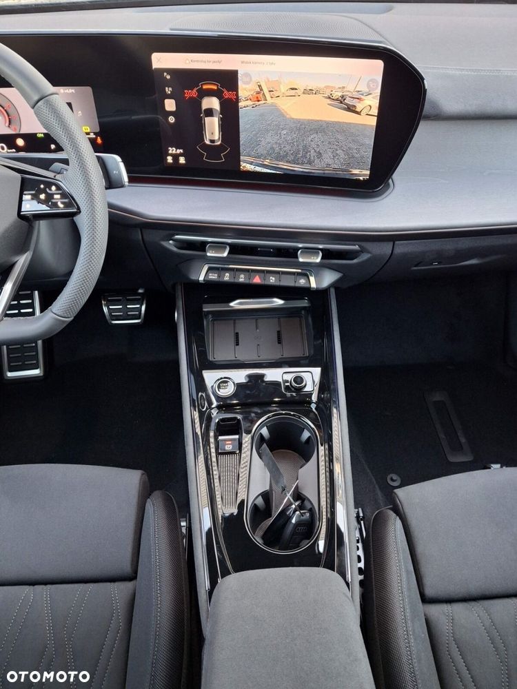 Audi Q3 Sportback - 22