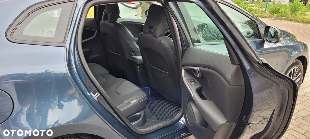Volvo V40 - 4