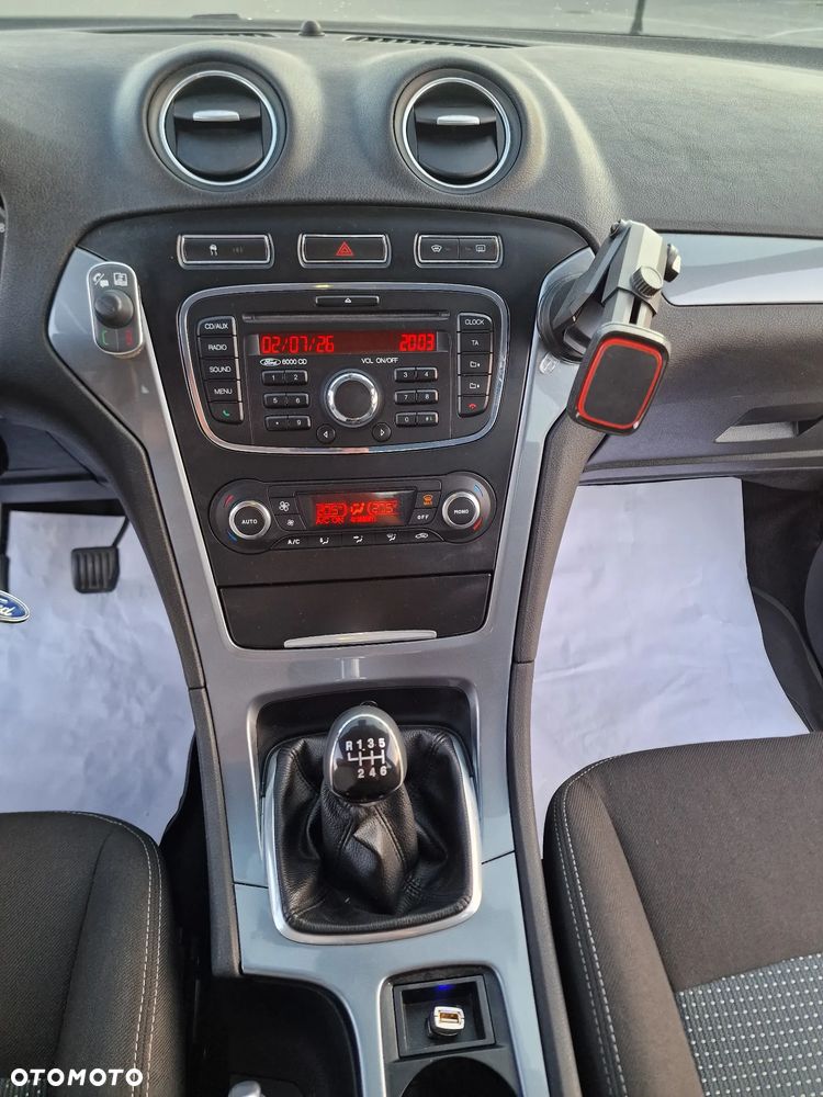 Ford Mondeo 1.6 T Titanium - 29