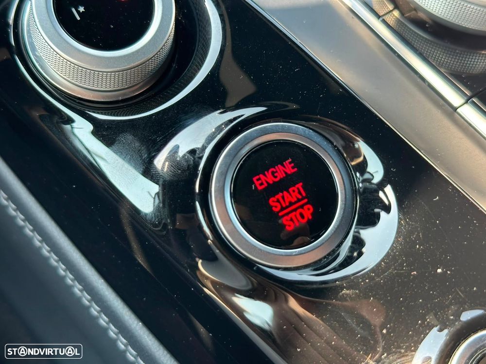 Mercedes-Benz AMG GT Roadster - 40