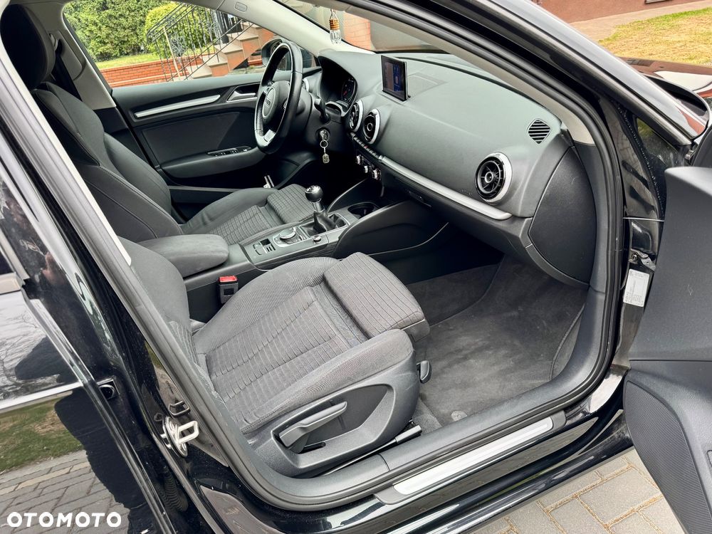 Audi A3 Sportback - 18