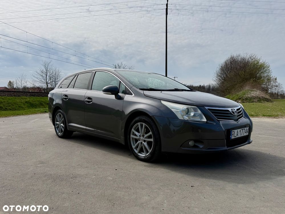 Toyota Avensis 2.0 D-4D - 4