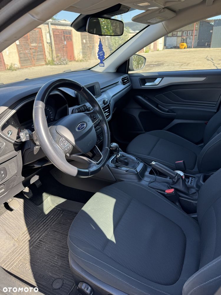 Ford Focus - 12
