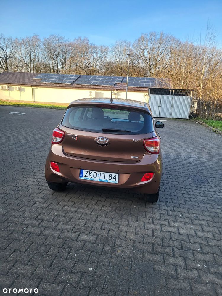 Hyundai i10 1.2 YES!+ - 16