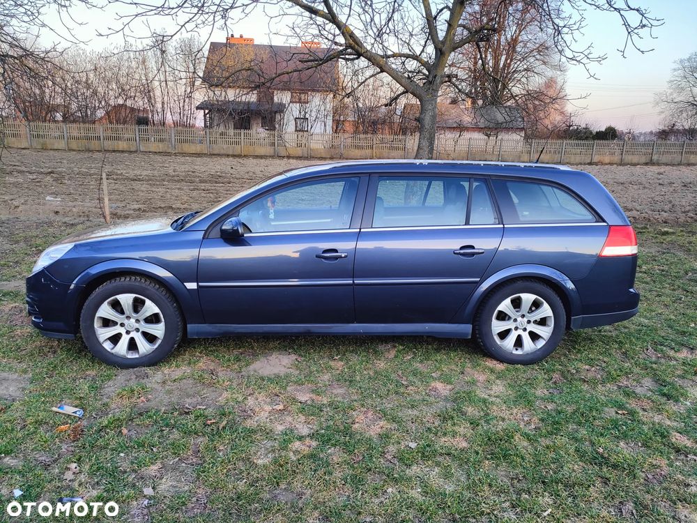 Opel Vectra 1.9 CDTI Cosmo - 4