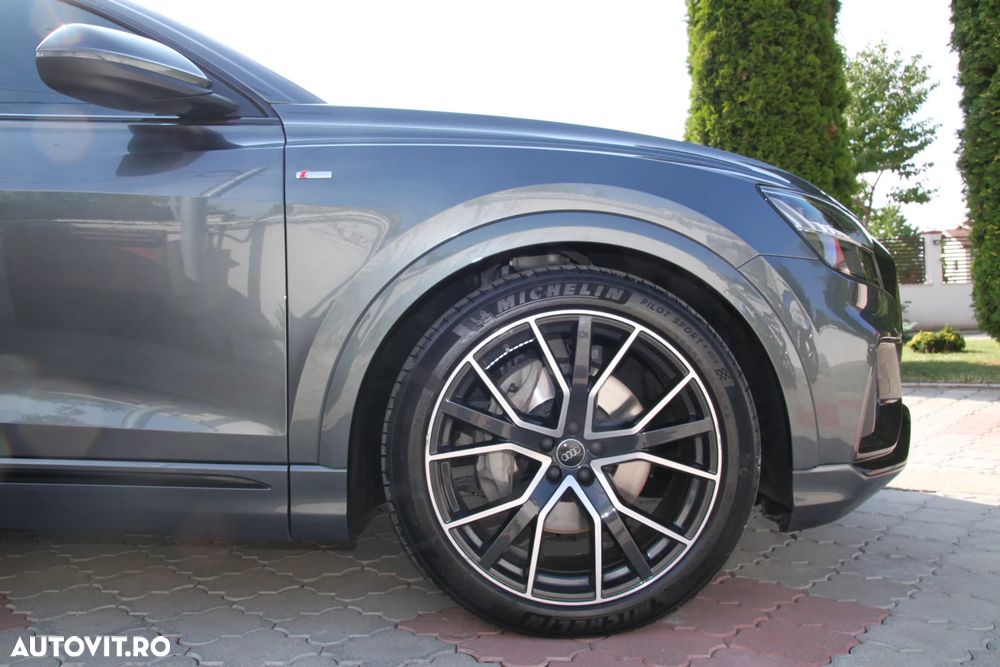 Audi Q8 - 5