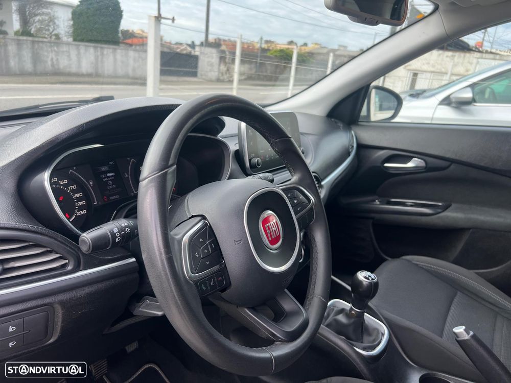 Fiat Tipo Station Wagon 1.3 M-Jet Lounge Tech - 12