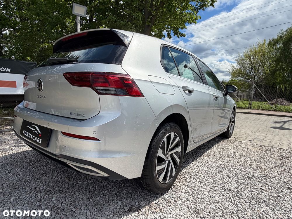 Volkswagen Golf - 9
