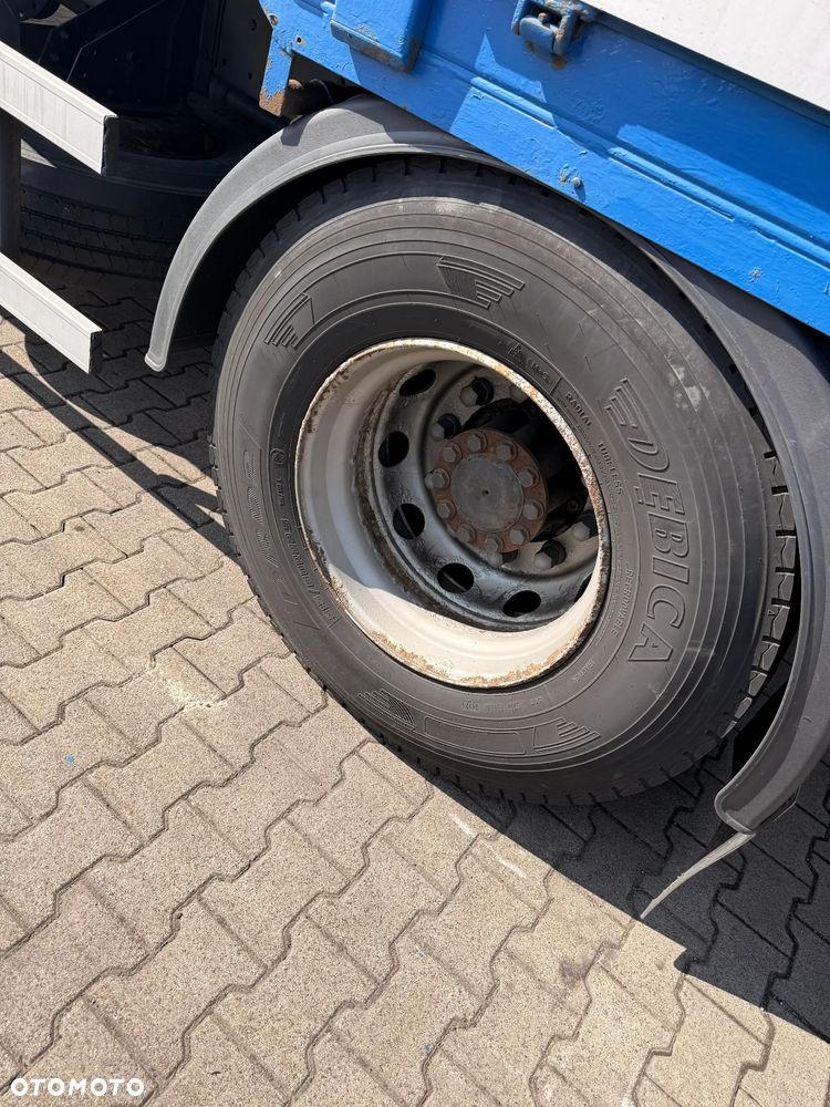 Mercedes-Benz AXOR - 12
