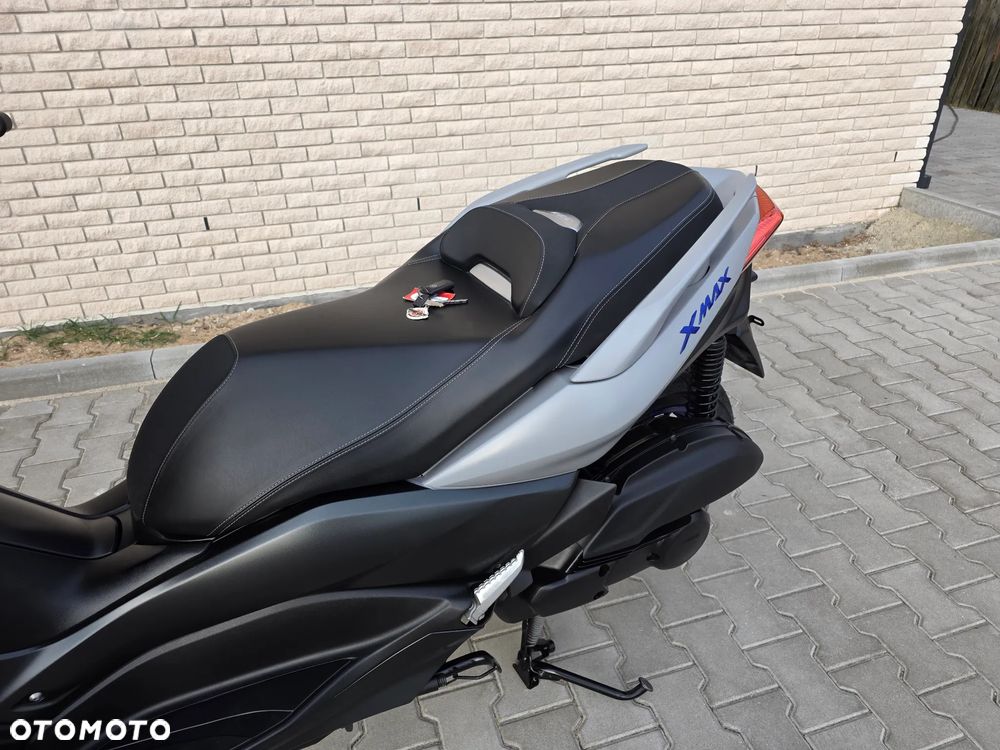 Yamaha X-max - 16