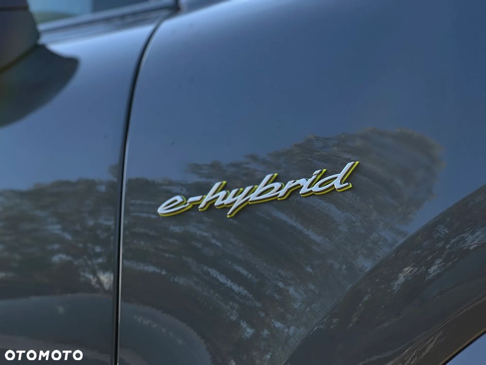 Porsche Cayenne - 31