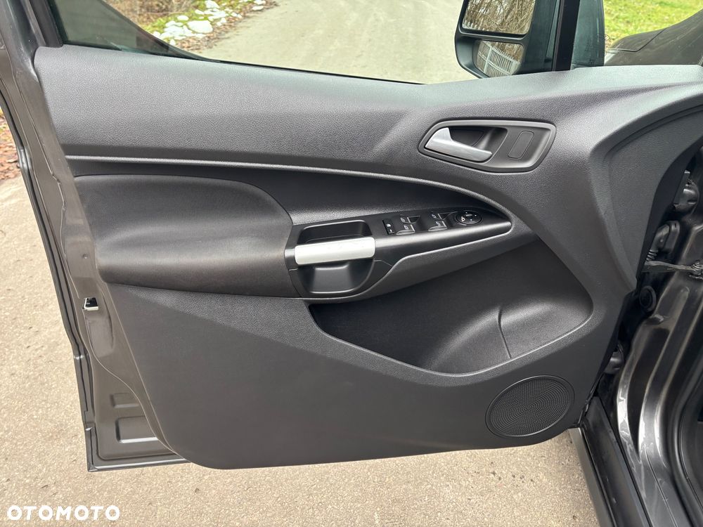 Ford Tourneo Connect Grand 1.5 TDCi Start/Stop Titanium - 24