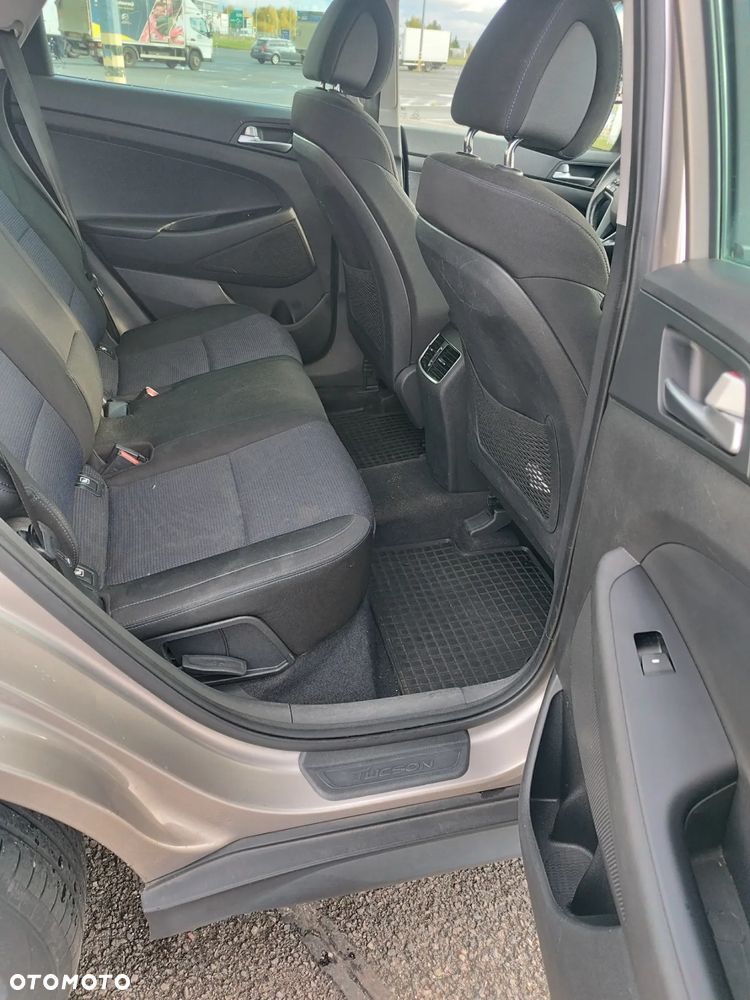 Hyundai Tucson 1.6 GDI BlueDrive Classic 2WD - 21