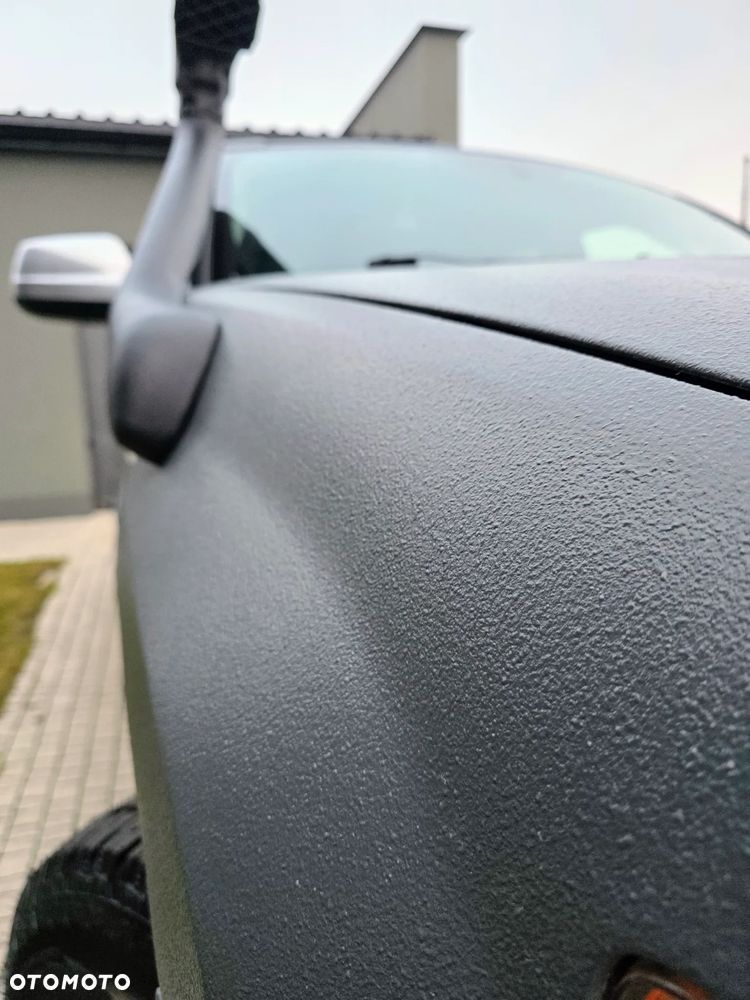 Jeep Grand Cherokee - 32