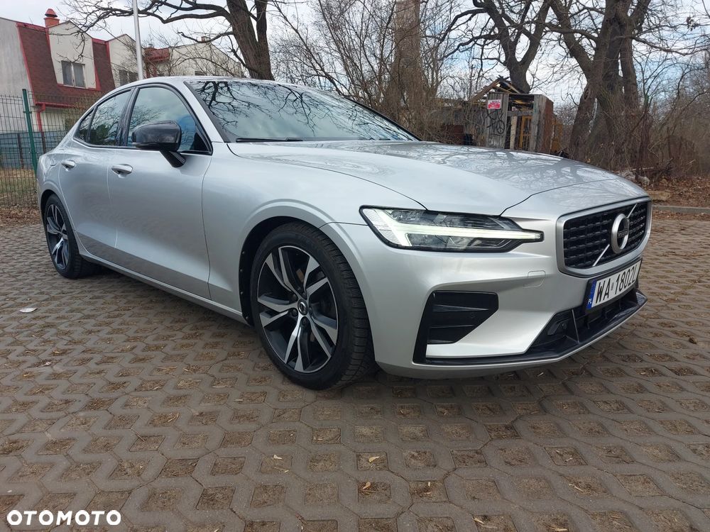 Volvo S60 T4 R-Design - 9