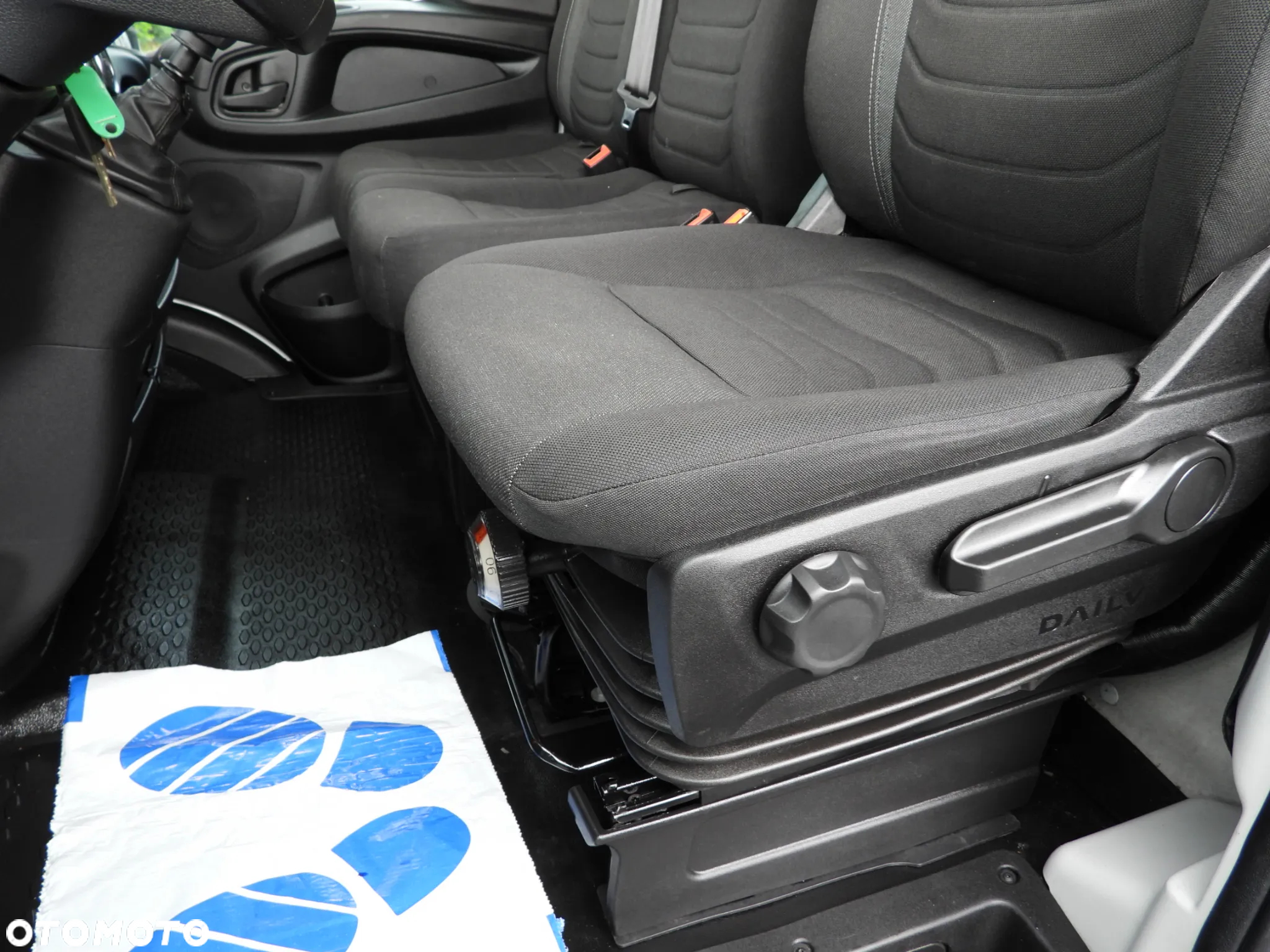 Iveco DAILY 35S18 PLANDEKA WINDA 8 PALET WEBASTO TEMPOMAT KLIMATYZACJA 180KM [ 494459 ] - 32