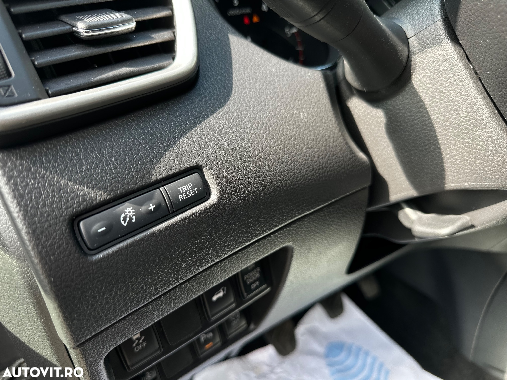 Nissan X-Trail 1.6 dCi N-Connecta - 26