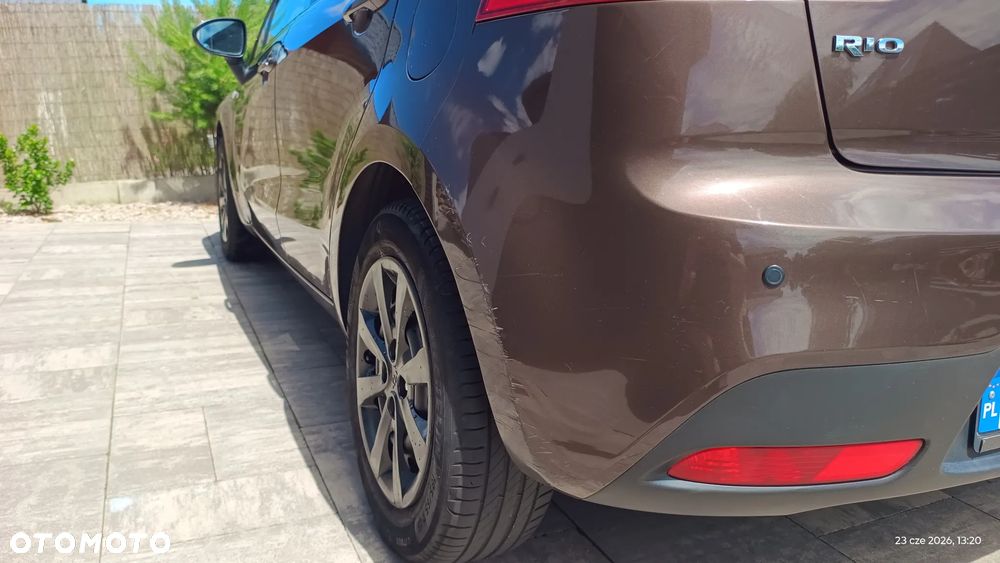 Kia Rio 1.2 M - 17