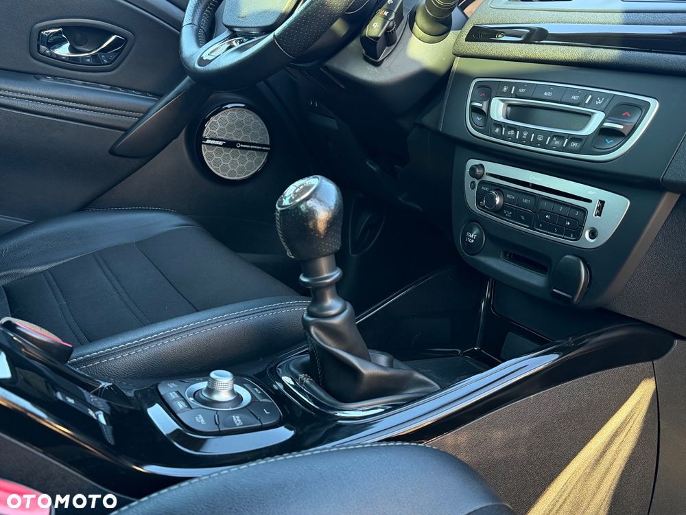 Renault Megane ENERGY dCi 110 Start & Stop Bose Edition - 6