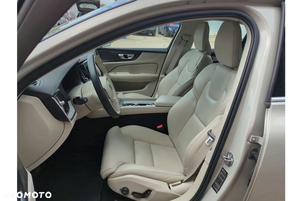 Volvo S60 - 8