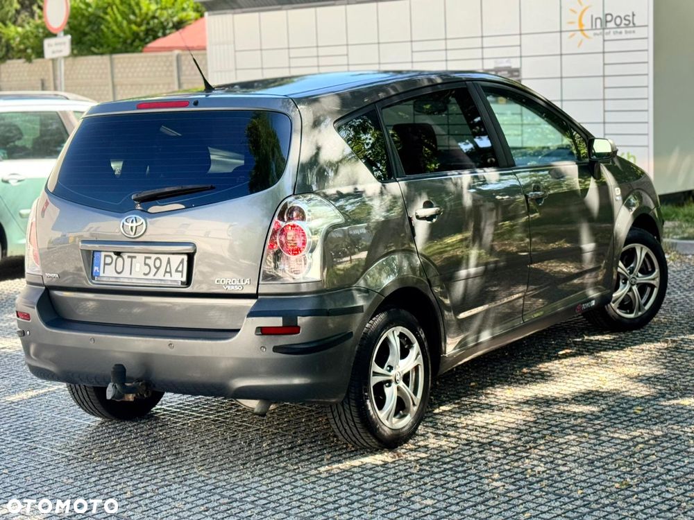 Toyota Corolla Verso 1.6 Terra 7os - 3