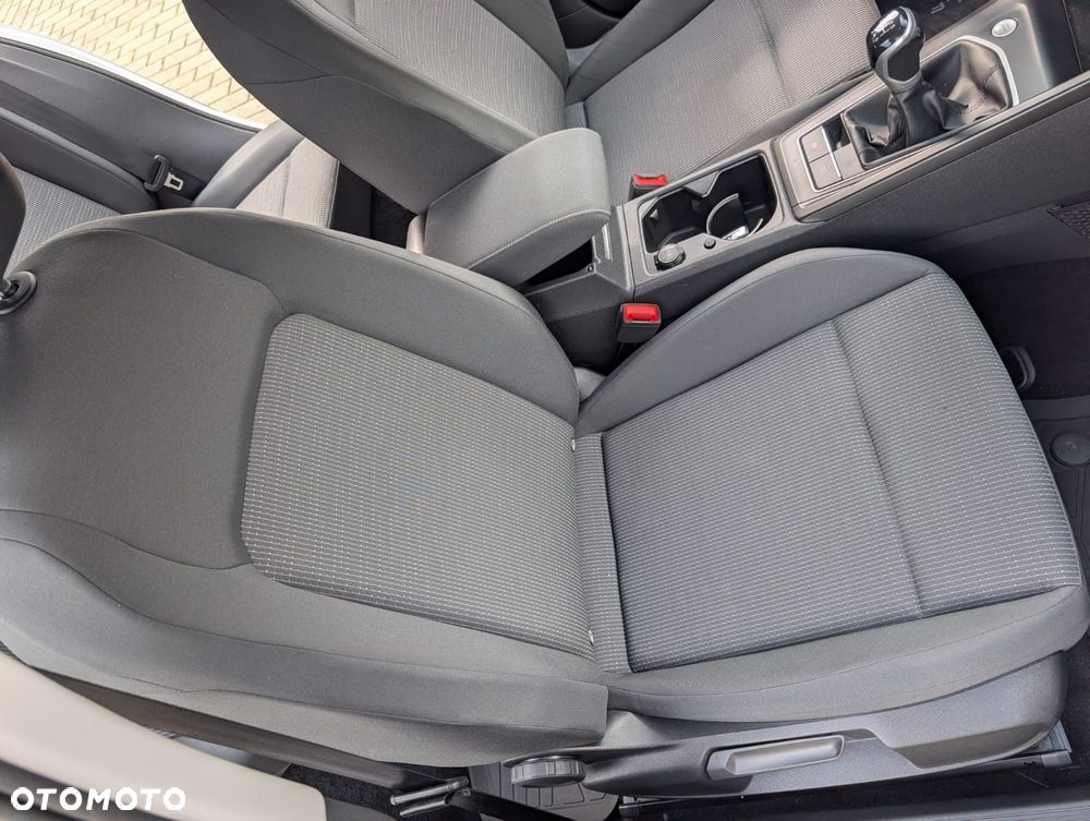 Volkswagen Golf 2.0 TDI Life - 31