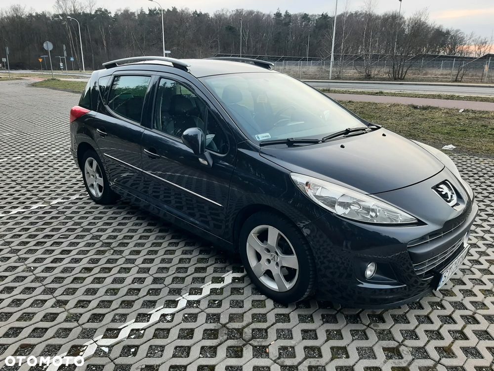 Peugeot 207 ver-110-hdi-fap-blue-lion-platinum - 5