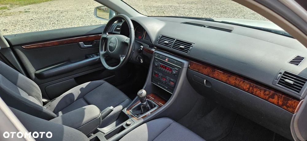 Audi A4 Avant 1.9 TDI - 23
