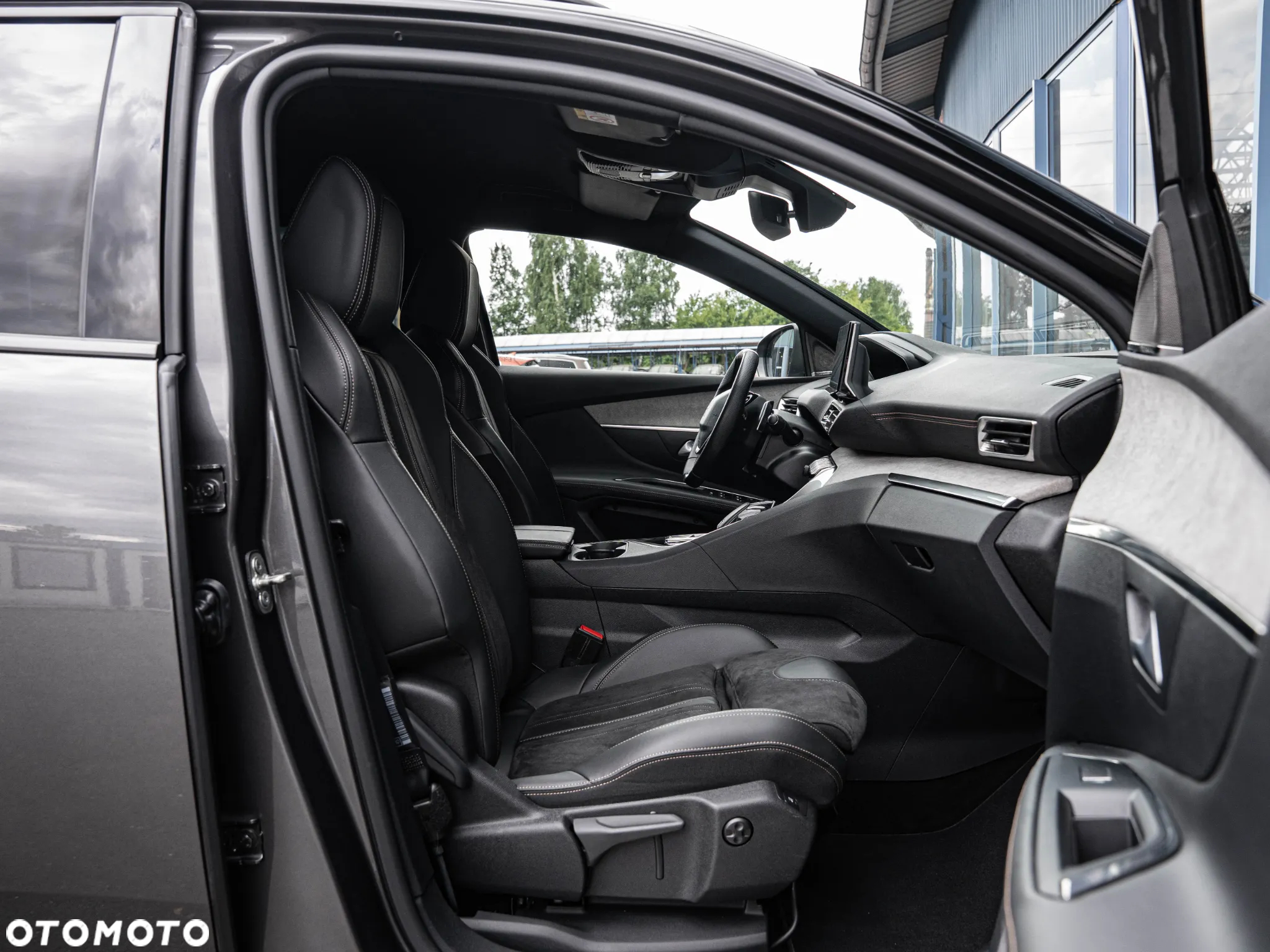 Peugeot 3008 1.5 BlueHDi GT Pack S&S EAT8 - 26